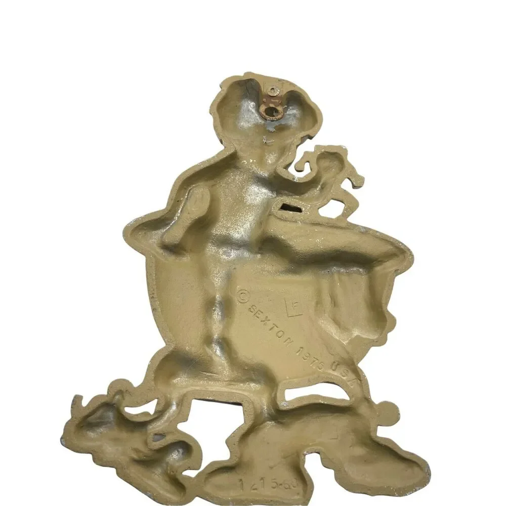 Little Boy at Bath Time Wall Hanging Decor Vintage 1970s Sexton Kitsch Metal